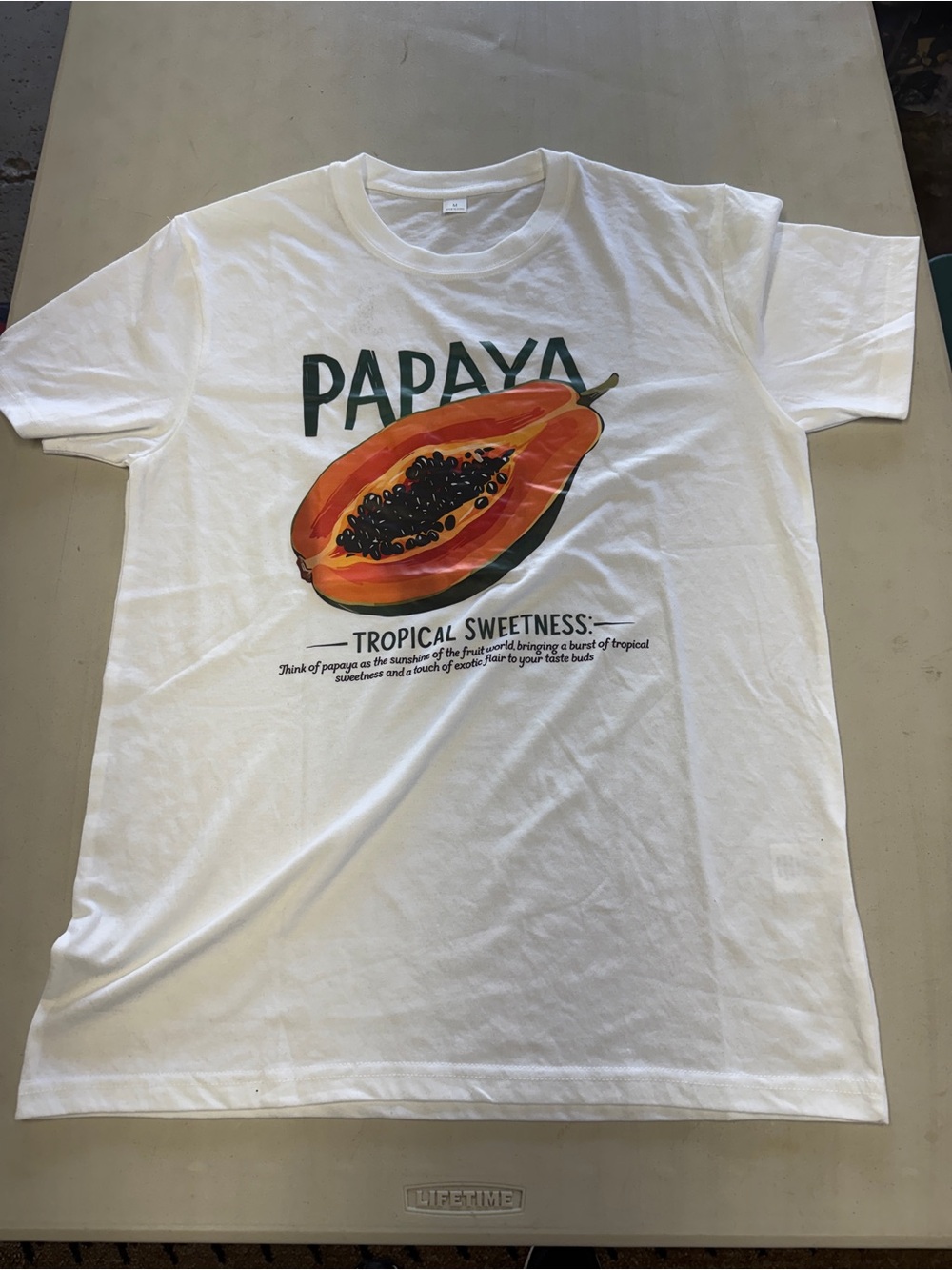 Papaya Medium graphic shirt w/callouts. See pics. Never worn